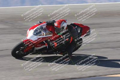 media/Oct-13-2025-Moto Forza (Mon) [[a66d839500]]/3-B Group/Session 2 (Bowl)/